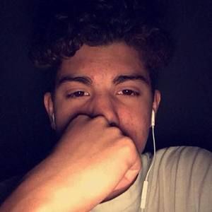 Meet your Posher, Cameron